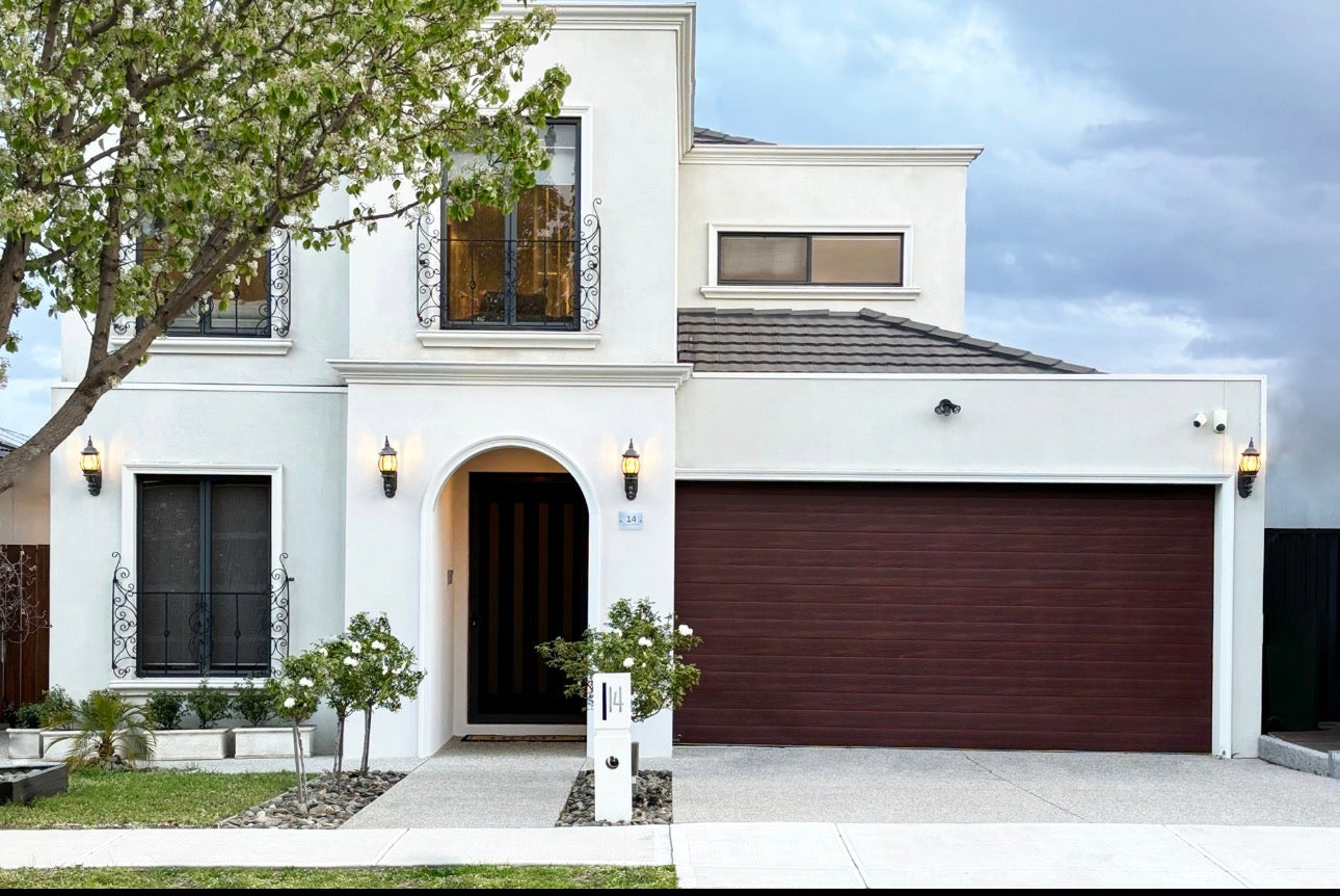 Stunning Executive Home Melbourne | Premium | 150points + $50 discounted price per night